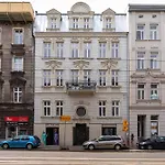Studio Apartment Starowislna Kazimierz Cracow By Noclegi Renters