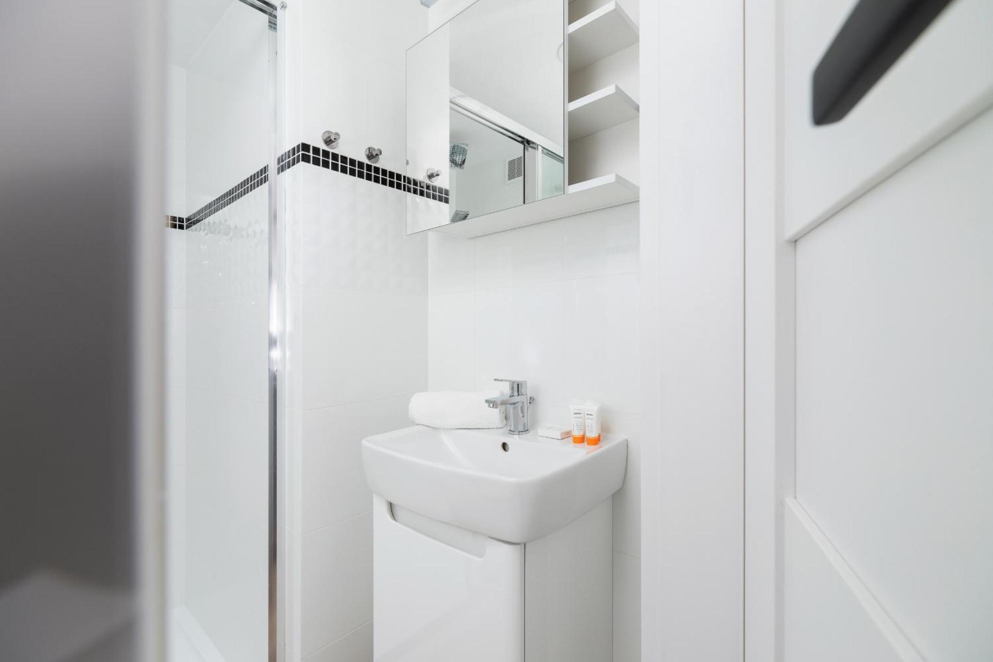 Apartment Starowislna Kazimierz Cracow By Renters